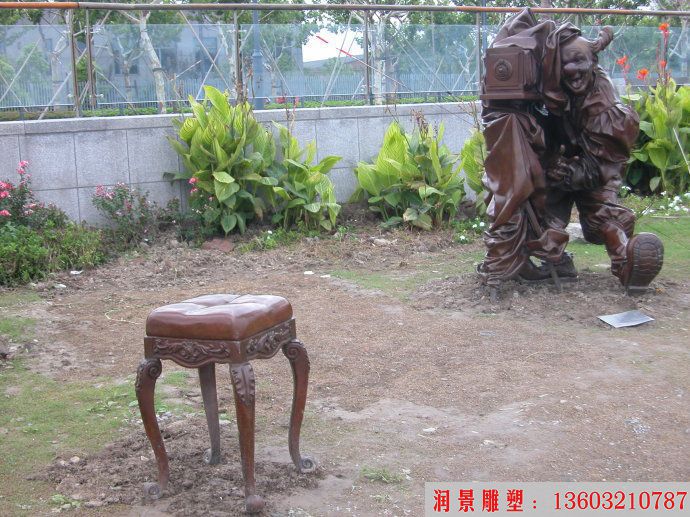 公园人物照相铜雕塑